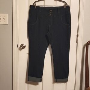 Collectif Rebel Kate Vintage Style Stretchy Denim Jeans (cropped)